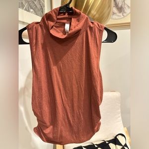 Burnt orange Lululemon top